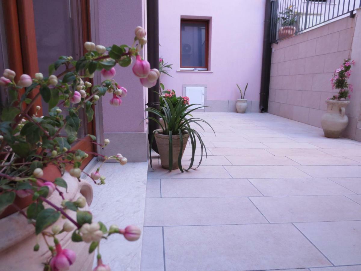 Vergilia Syracuse Exterior photo